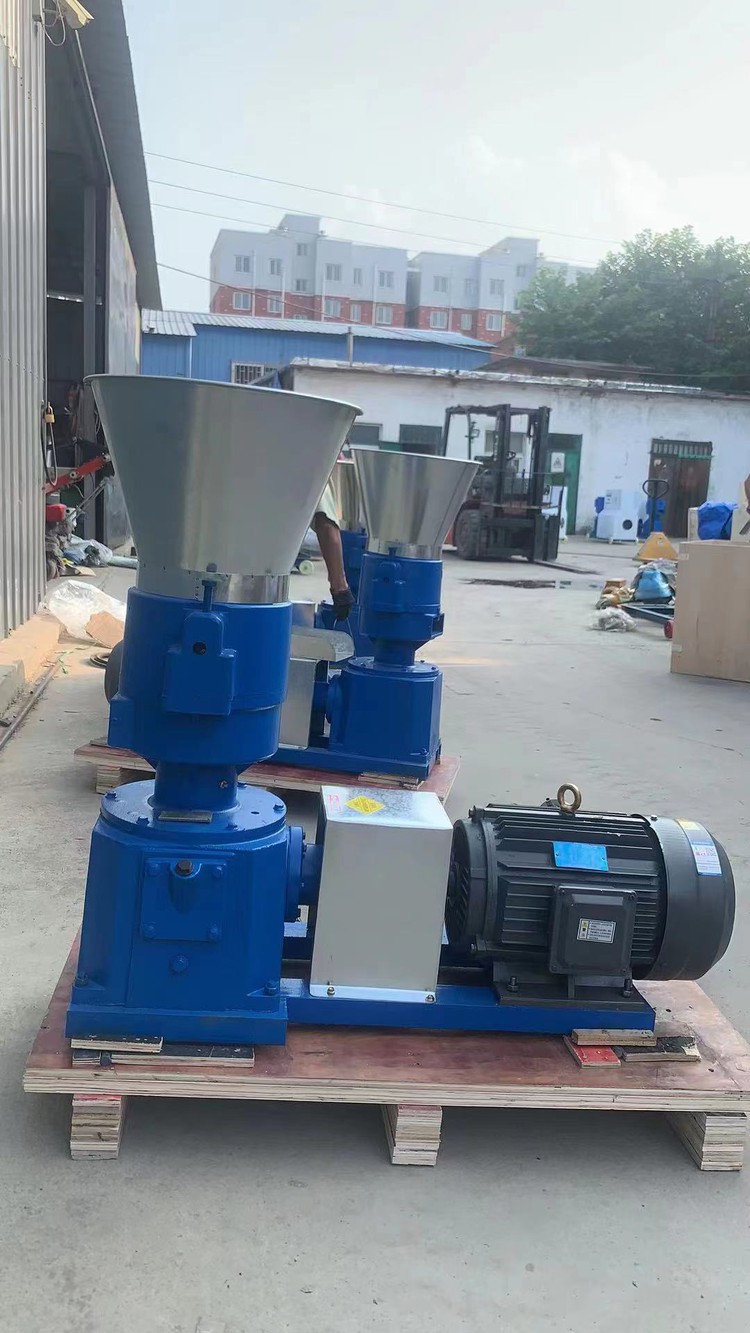 Compact saw dust pellet machine Compact saw dust pellet machine