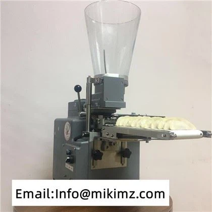 Avtomatski stroj za cmoke z različnimi kalupi