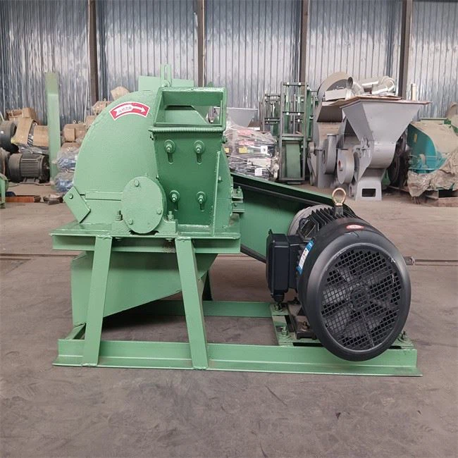 Stroj za drobljenje lesa