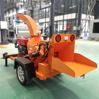 Mobilni drobilnik lesnih sekancev Leaf Shredder
